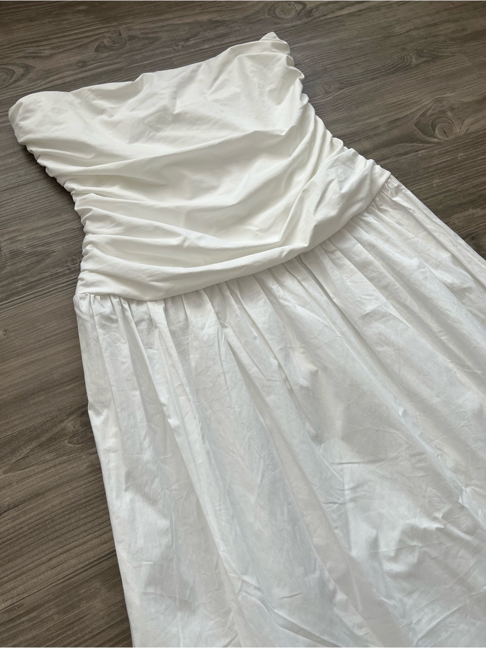 CAMILA COELHO ⢠Cari Ruched Bodice Strapless White Cotton Maxi Dress - Picture 4 of 7